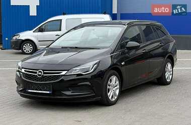 Универсал Opel Astra 2017 в 