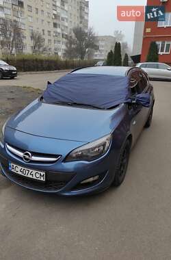 Универсал Opel Astra 2014 в 