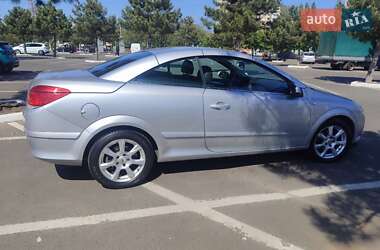 Кабриолет Opel Astra 2007 в 