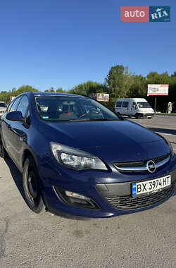 Универсал Opel Astra 2015 в 