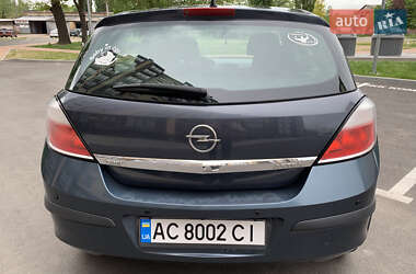 Хэтчбек Opel Astra 2006 в 