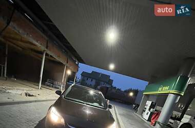 Універсал Opel Astra 2014 в 