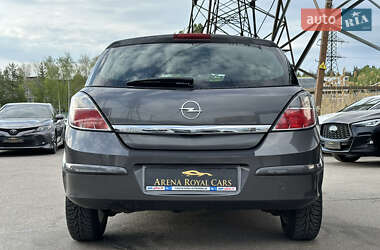 Хэтчбек Opel Astra 2009 в 