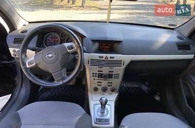 Универсал Opel Astra 2009 в 