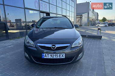 Універсал Opel Astra 2011 в 