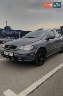 Седан Opel Astra 2008 в Києві