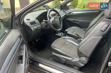 Хетчбек Opel Astra 2007 в 