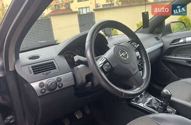 Хетчбек Opel Astra 2007 в 