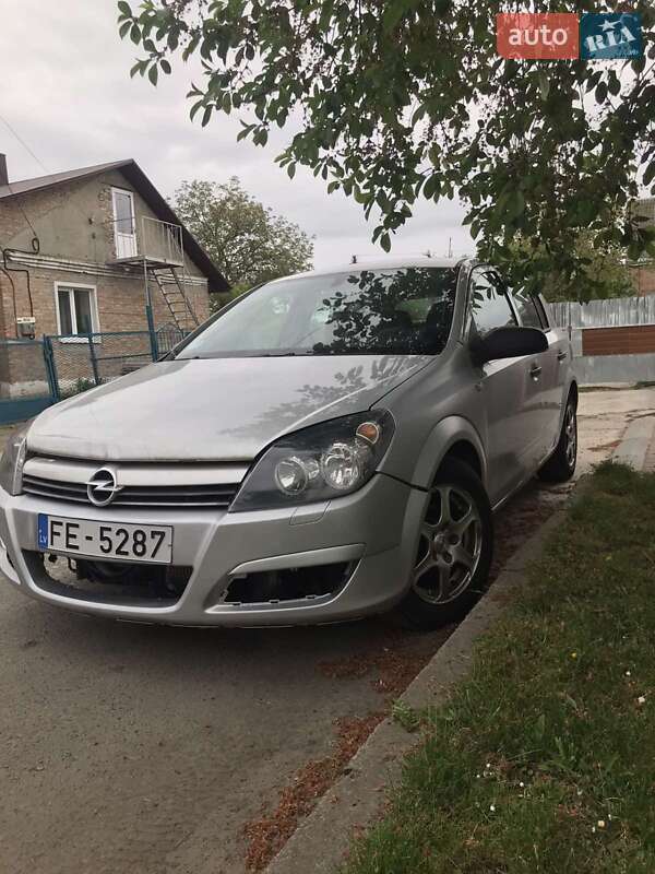 Opel Astra 2004