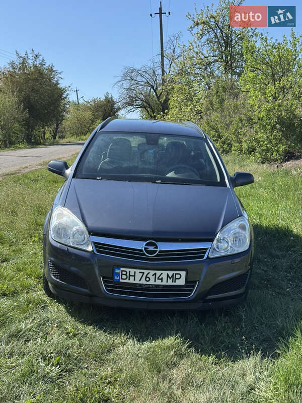 Універсал Opel Astra 2009 в Подільську