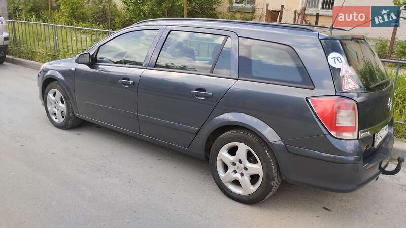 Універсал Opel Astra 2007 в Львові