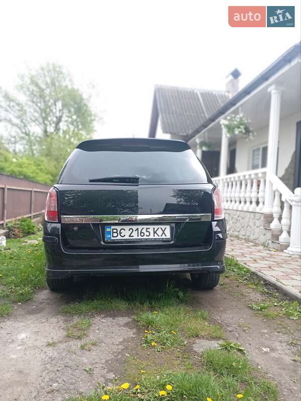 Универсал Opel Astra 2008 в Перемышлянах