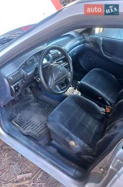 Седан Opel Astra 1993 в 