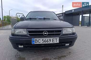 Универсал Opel Astra 1994 в 