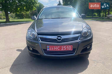 Універсал Opel Astra 2010 в 