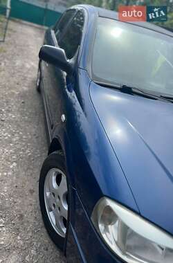 Седан Opel Astra 2005 в 