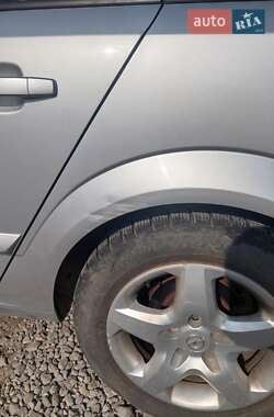 Универсал Opel Astra 2008 в 