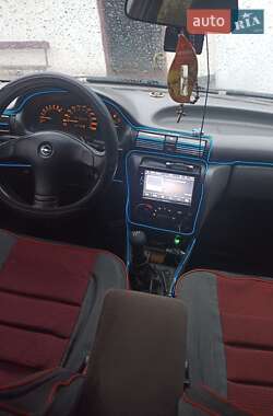 Універсал Opel Astra 1993 в 
