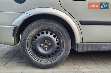 Седан Opel Astra 2006 в 