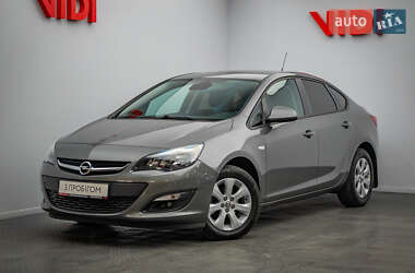 Седан Opel Astra 2019 в Киеве