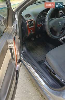 Седан Opel Astra 2007 в 