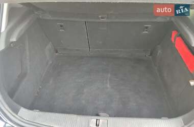 Хэтчбек Opel Astra 2011 в 