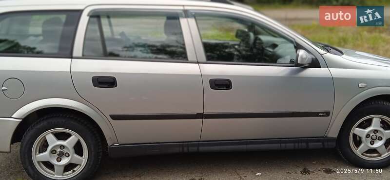 Універсал Opel Astra 1999 в Жидачові