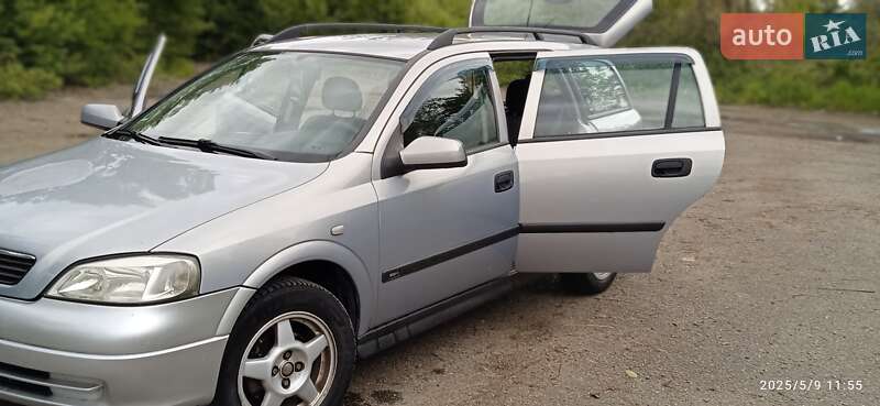 Універсал Opel Astra 1999 в Жидачові
