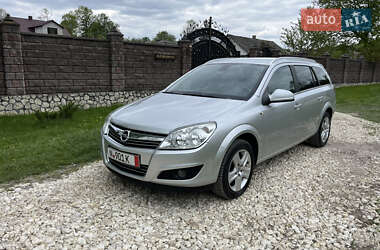 Універсал Opel Astra 2009 в Вишнівці