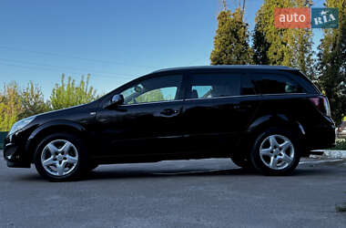 Универсал Opel Astra 2007 в 