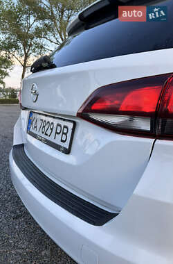 Универсал Opel Astra 2017 в 