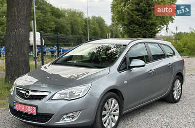 Універсал Opel Astra 2010 в 