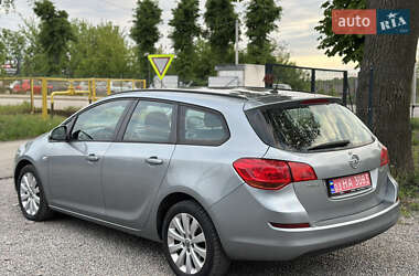 Універсал Opel Astra 2010 в 
