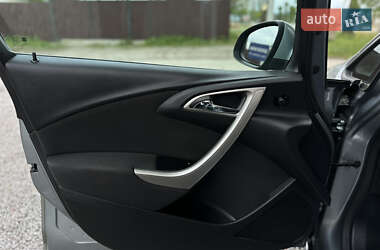 Універсал Opel Astra 2010 в 