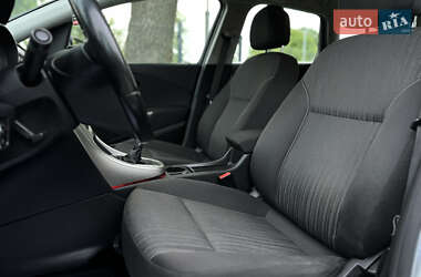 Універсал Opel Astra 2010 в 