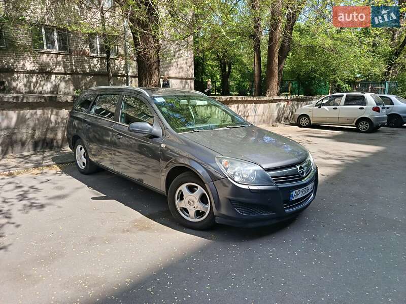 Универсал Opel Astra 2011 в Запорожье фото 2 Универсал Opel Astra 2011 в Запорожье
