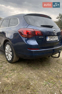 Универсал Opel Astra 2011 в 