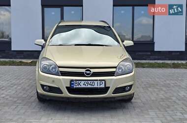 Універсал Opel Astra 2004 в 