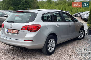 Универсал Opel Astra 2015 в 