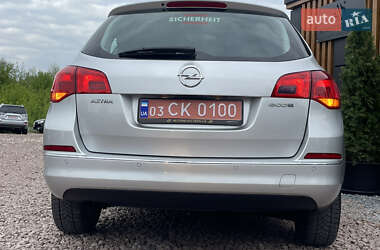 Универсал Opel Astra 2015 в 