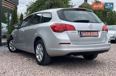 Универсал Opel Astra 2015 в 