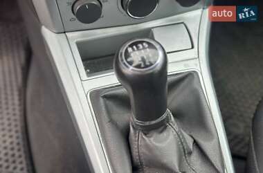 Универсал Opel Astra 2009 в 