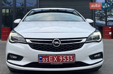 Универсал Opel Astra 2018 в 
