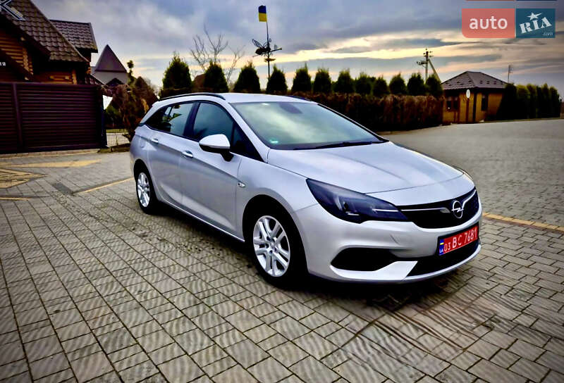 Opel Astra 2020