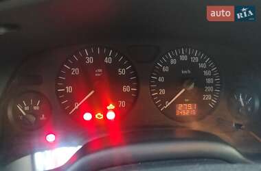 Седан Opel Astra 2004 в 