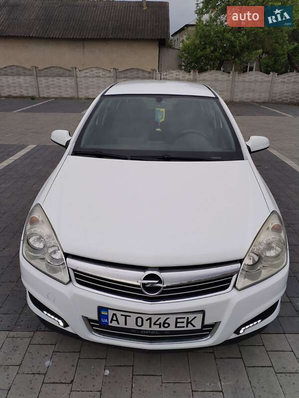 Opel Astra 2008