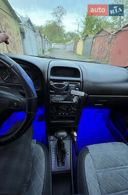 Хетчбек Opel Astra 2003 в 