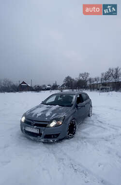 Хетчбек Opel Astra 2004 в Дніпрі