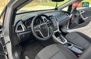 Хэтчбек Opel Astra 2010 в 