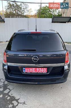 Универсал Opel Astra 2009 в 